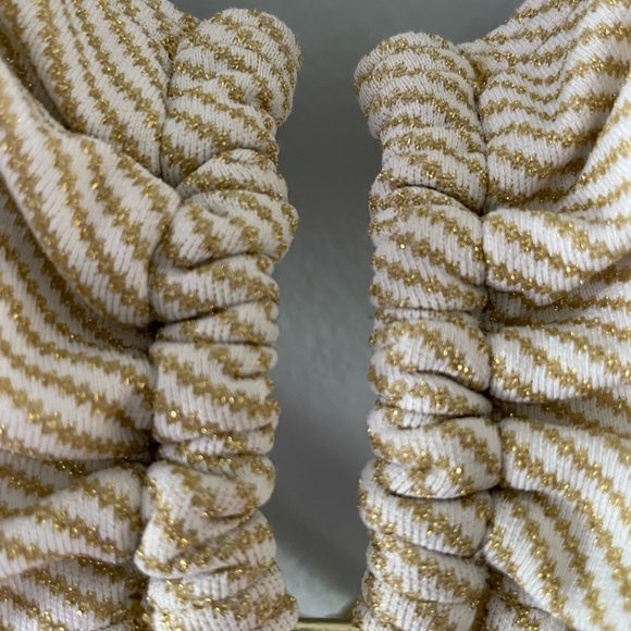 NWT Roxy white and gold bikini top size small - Picture 3 of 13